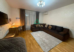 2-к квартира, вторичка, 63м2, 7/17 этаж