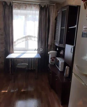 2-к квартира, вторичка, 50м2, 1/9 этаж