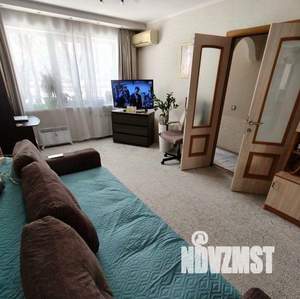 2-к квартира, вторичка, 44м2, 1/5 этаж