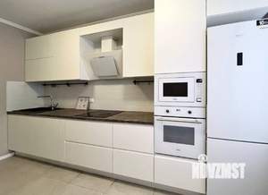 2-к квартира, вторичка, 64м2, 4/10 этаж