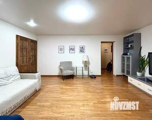 4-к квартира, вторичка, 113м2, 8/10 этаж