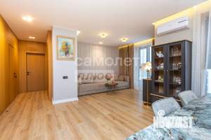 3-к квартира, вторичка, 168м2, 18/25 этаж