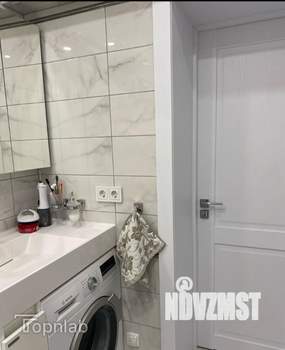 3-к квартира, вторичка, 60м2, 9/9 этаж