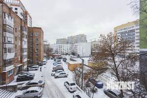 3-к квартира, вторичка, 110м2, 3/6 этаж