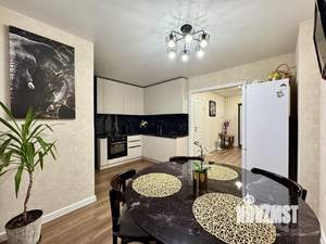 3-к квартира, вторичка, 74м2, 9/30 этаж