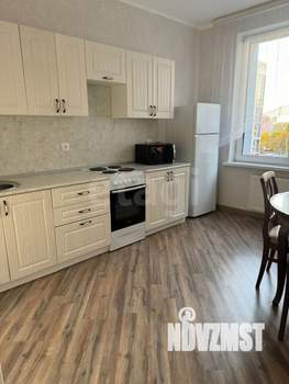 2-к квартира, вторичка, 57м2, 4/18 этаж