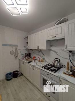 3-к квартира, вторичка, 58м2, 8/9 этаж