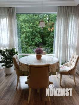 3-к квартира, вторичка, 100м2, 2/10 этаж