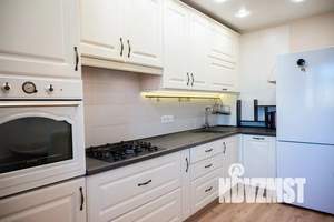 2-к квартира, вторичка, 64м2, 6/8 этаж