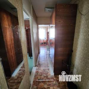 3-к квартира, вторичка, 58м2, 8/9 этаж