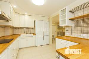 6-к квартира, вторичка, 166м2, 10/16 этаж