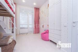 3-к квартира, вторичка, 76м2, 1/8 этаж