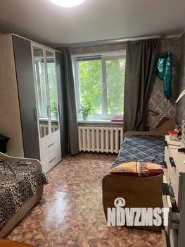 2-к квартира, вторичка, 52м2, 1/9 этаж