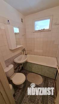2-к квартира, вторичка, 46м2, 3/5 этаж