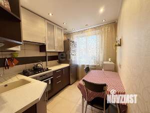 3-к квартира, вторичка, 61м2, 2/10 этаж