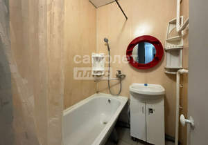 3-к квартира, вторичка, 65м2, 1/9 этаж