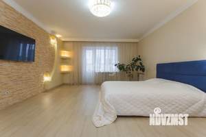 4-к квартира, вторичка, 107м2, 11/15 этаж