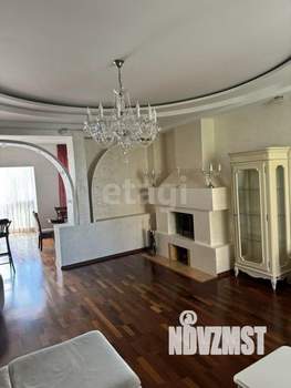 5-к квартира, вторичка, 350м2, 1/3 этаж