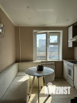 3-к квартира, вторичка, 57м2, 8/9 этаж