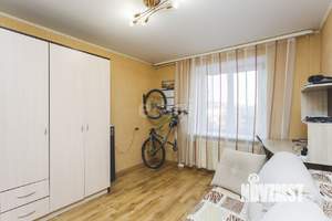 3-к квартира, вторичка, 65м2, 6/6 этаж