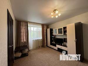 2-к квартира, вторичка, 42м2, 4/5 этаж