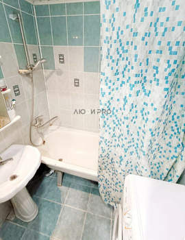 4-к квартира, вторичка, 76м2, 3/9 этаж