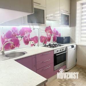 3-к квартира, вторичка, 74м2, 1/9 этаж