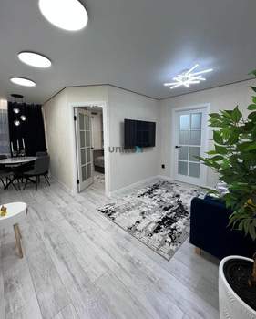 3-к квартира, вторичка, 55м2, 10/25 этаж