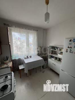 3-к квартира, вторичка, 57м2, 8/9 этаж