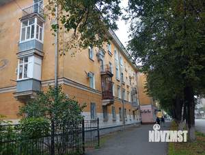 2-к квартира, вторичка, 60м2, 1/4 этаж