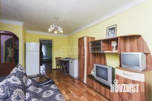 2-к квартира, вторичка, 42м2, 3/5 этаж