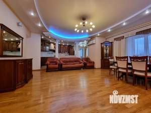 3-к квартира, вторичка, 162м2, 5/9 этаж