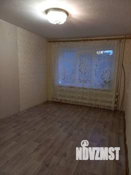2-к квартира, вторичка, 33м2, 1/9 этаж