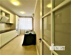 2-к квартира, вторичка, 64м2, 4/10 этаж