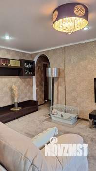 3-к квартира, вторичка, 56м2, 2/5 этаж