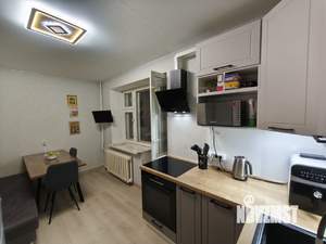 1-к квартира, вторичка, 42м2, 9/18 этаж