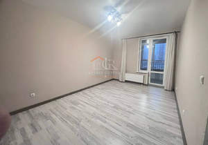 2-к квартира, вторичка, 58м2, 7/25 этаж