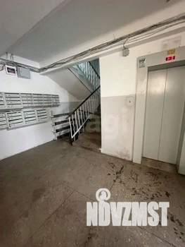 2-к квартира, вторичка, 40м2, 8/9 этаж