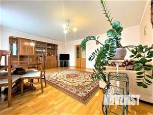 3-к квартира, вторичка, 82м2, 10/10 этаж