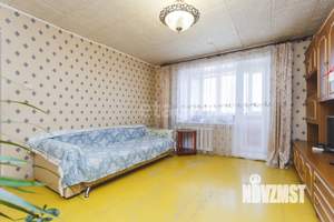 2-к квартира, вторичка, 60м2, 9/9 этаж