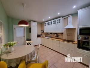 4-к квартира, вторичка, 130м2, 2/18 этаж