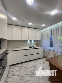 4-к квартира, вторичка, 72м2, 1/9 этаж