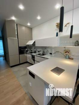 2-к квартира, вторичка, 62м2, 1/8 этаж