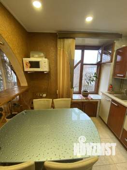 2-к квартира, вторичка, 55м2, 5/5 этаж