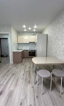 2-к квартира, вторичка, 41м2, 11/18 этаж