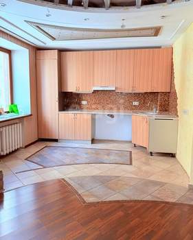 3-к квартира, вторичка, 90м2, 2/8 этаж