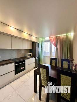 4-к квартира, вторичка, 137м2, 3/5 этаж