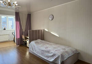 3-к квартира, вторичка, 90м2, 8/14 этаж