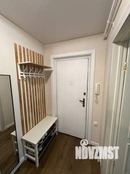 2-к квартира, вторичка, 54м2, 1/9 этаж