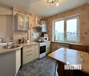 3-к квартира, вторичка, 58м2, 9/9 этаж